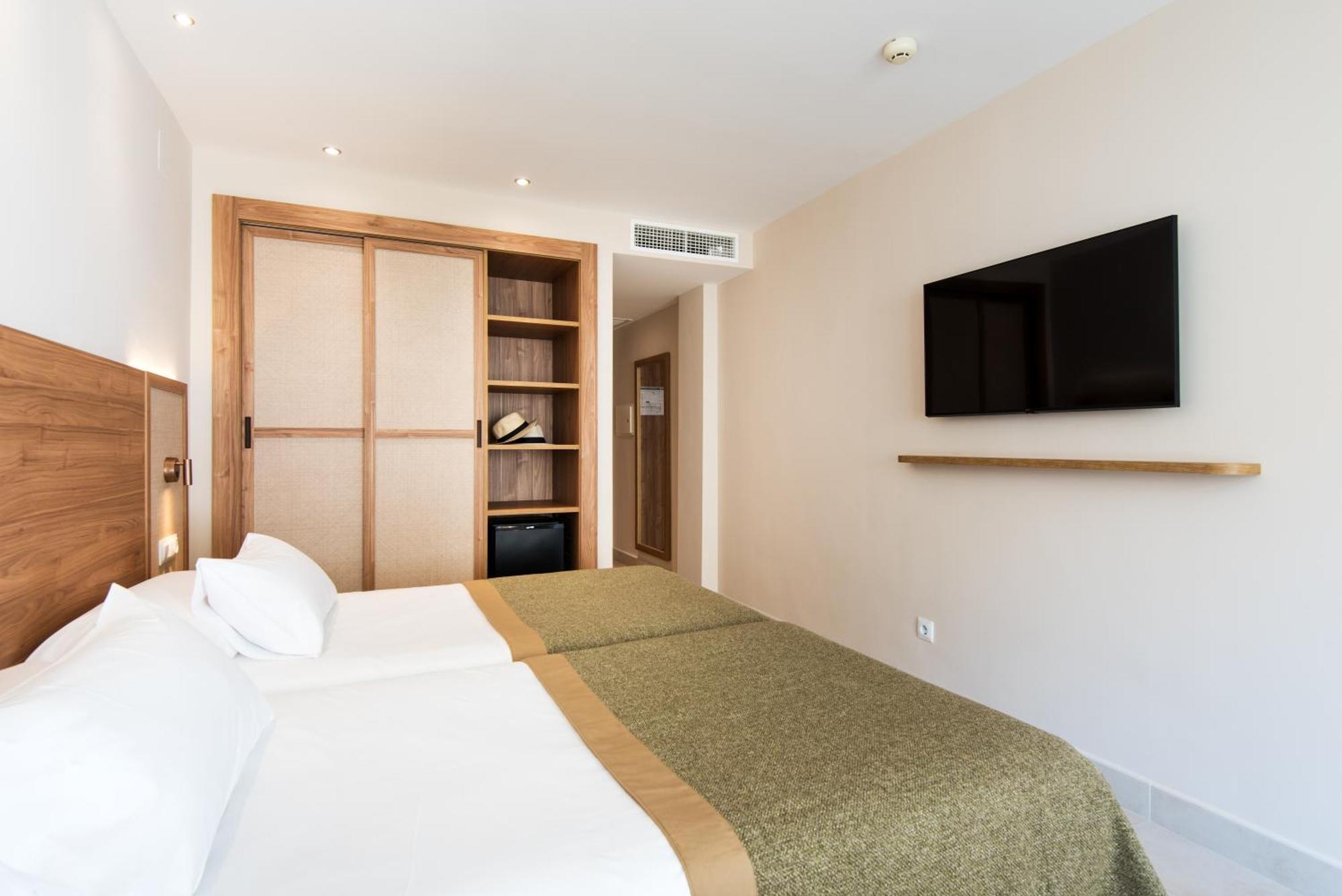 Hotel Tarik Torremolinos Luaran gambar