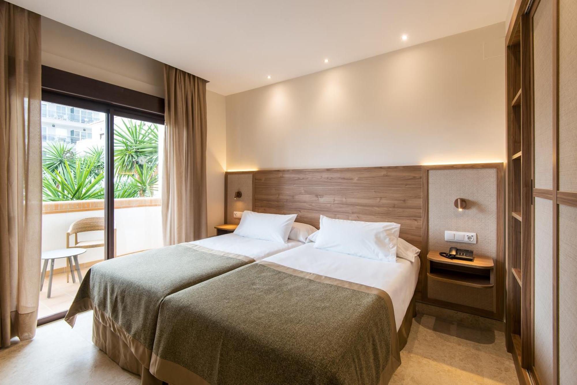 Hotel Tarik Torremolinos Luaran gambar