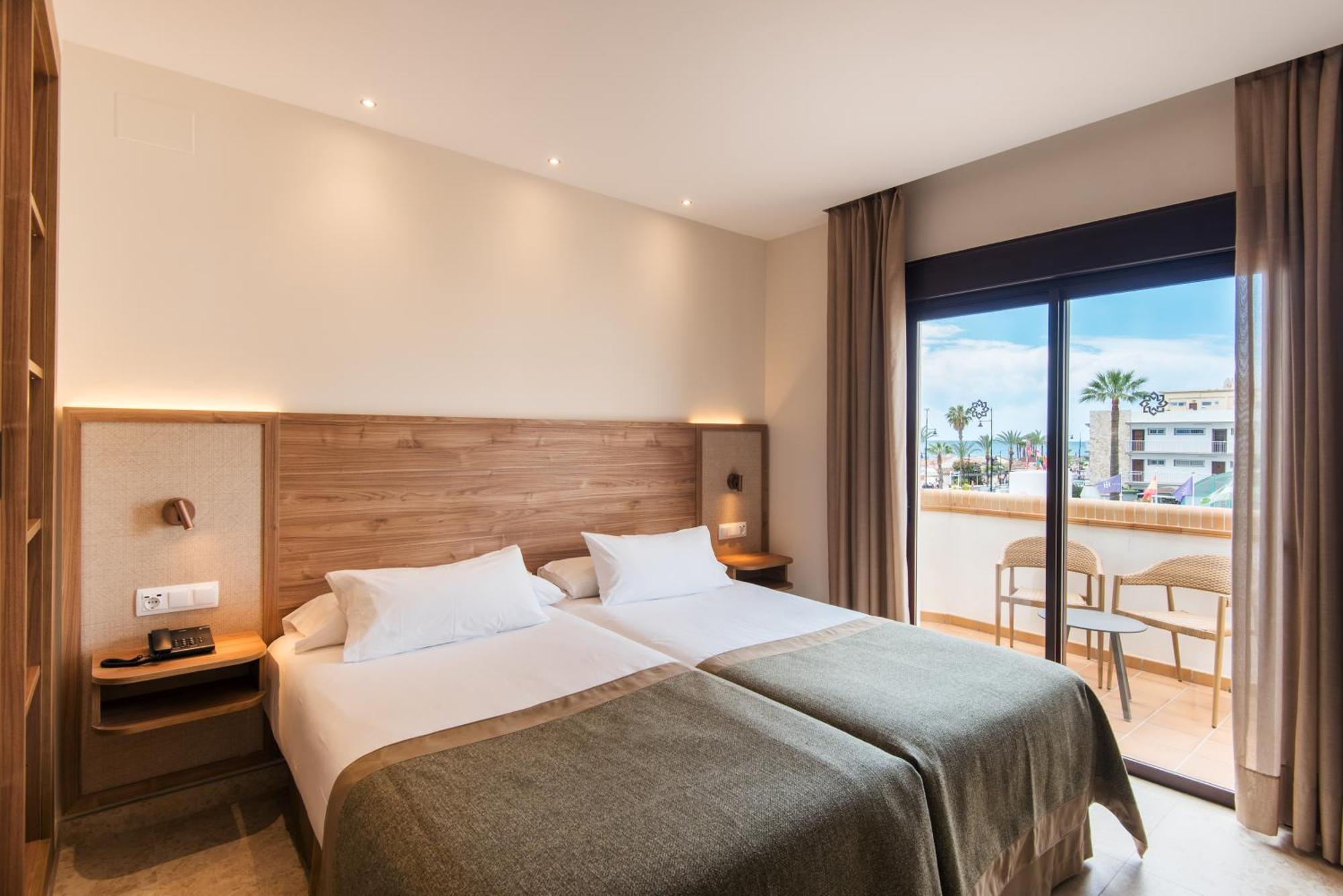 Hotel Tarik Torremolinos Luaran gambar