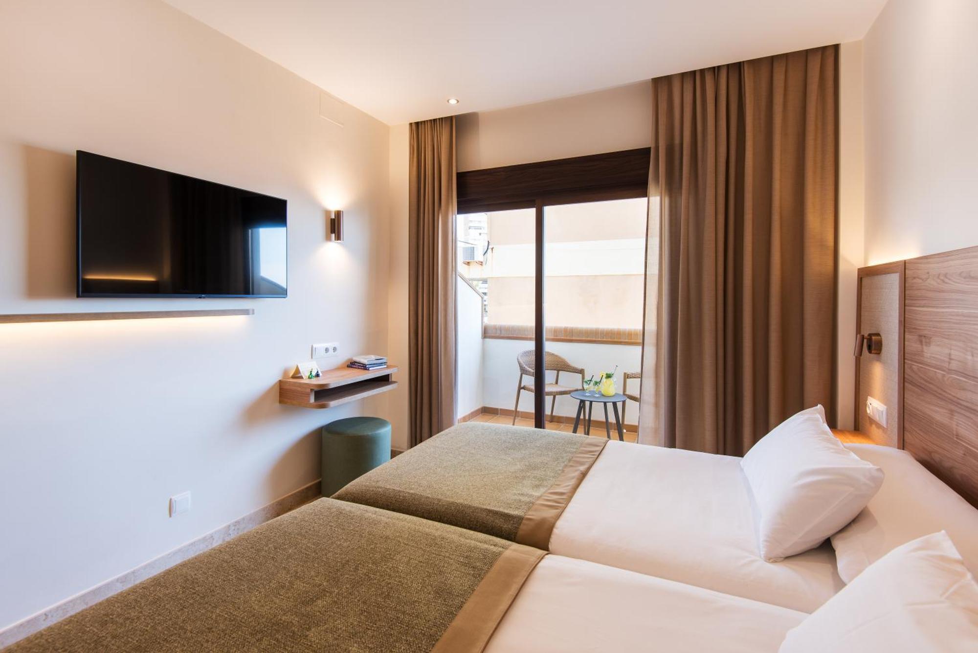 Hotel Tarik Torremolinos Luaran gambar