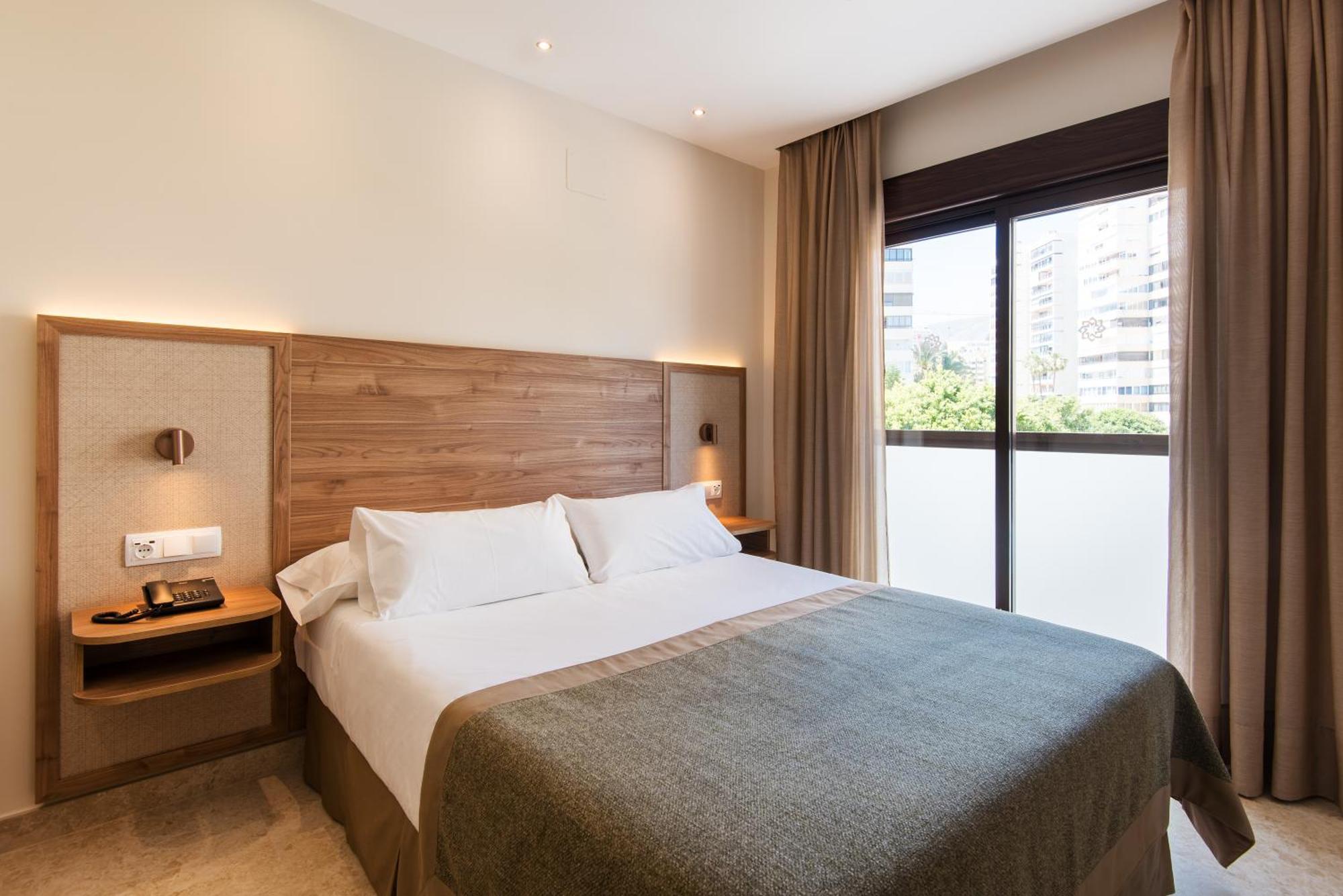 Hotel Tarik Torremolinos Luaran gambar